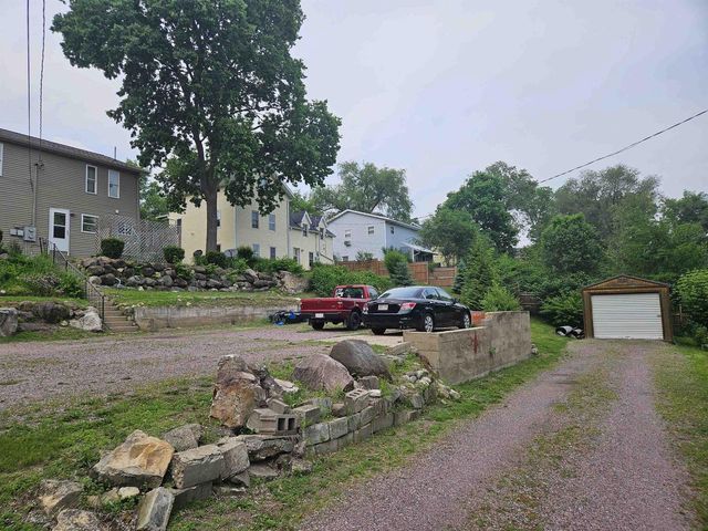 502 E Cook Street, Portage, WI 53901
