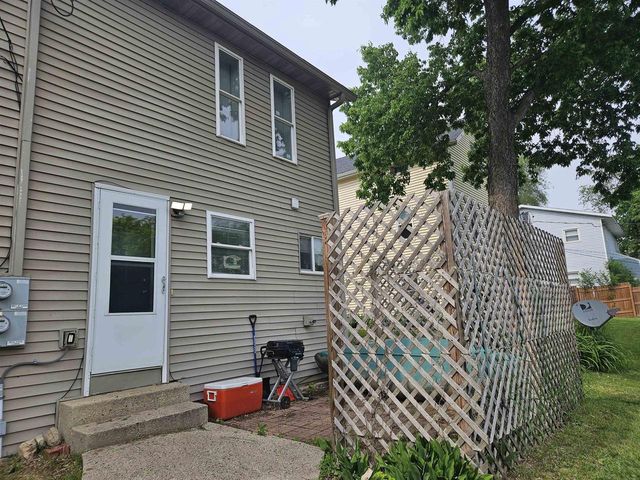 502 E Cook Street, Portage, WI 53901