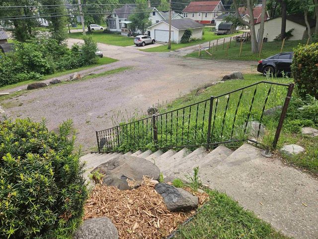 502 E Cook Street, Portage, WI 53901