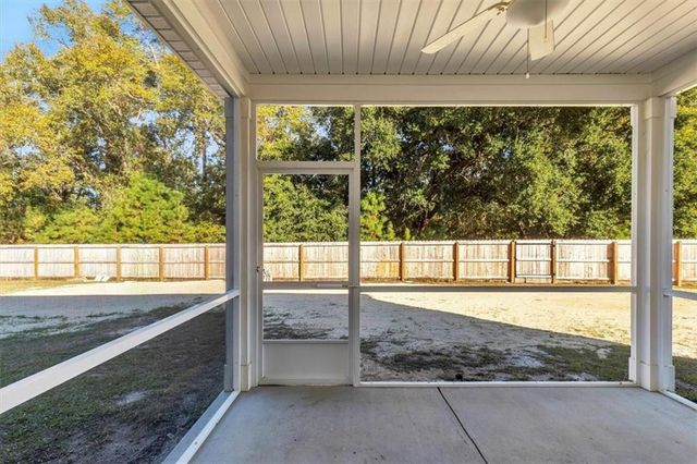 97 Gracyn Lane NE, Ludowici, GA 31316