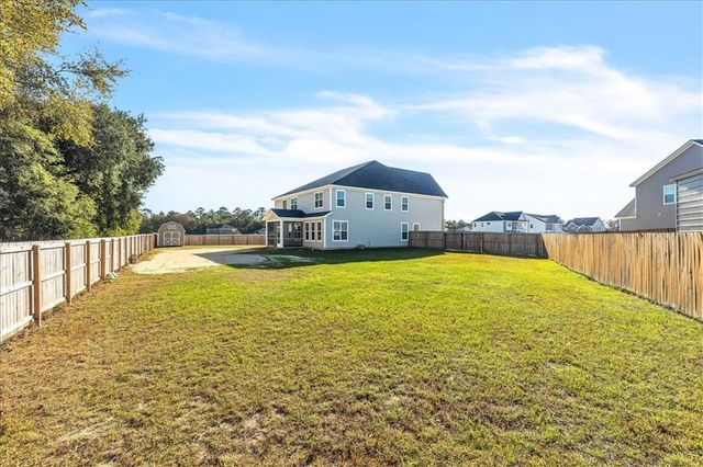 97 Gracyn Lane NE, Ludowici, GA 31316