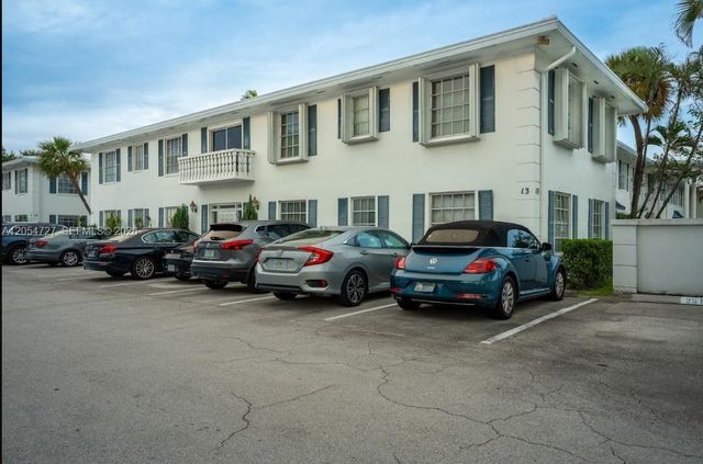 2201 NE 66th St 1302, Fort Lauderdale, FL 33308