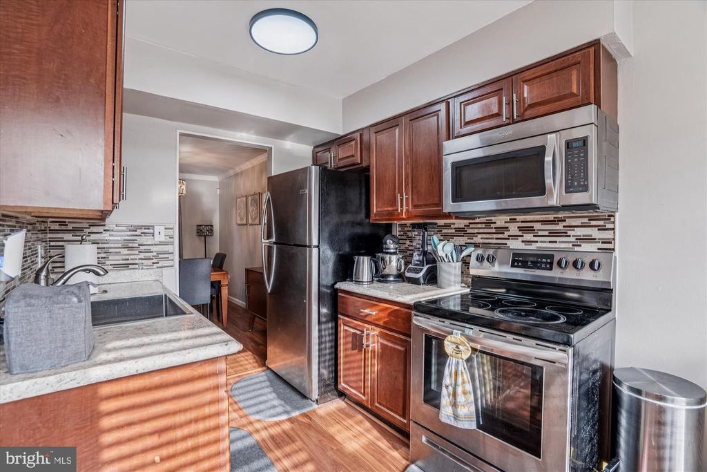 4020 HANSON OAKS DR, Hyattsville, MD 20784