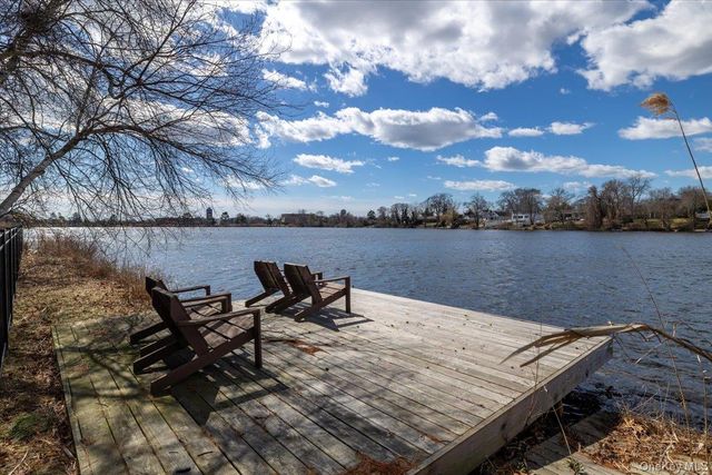 16 Shore Road, Patchogue, NY 11772