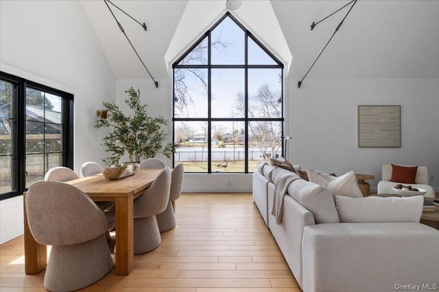 16 Shore Road, Patchogue, NY 11772