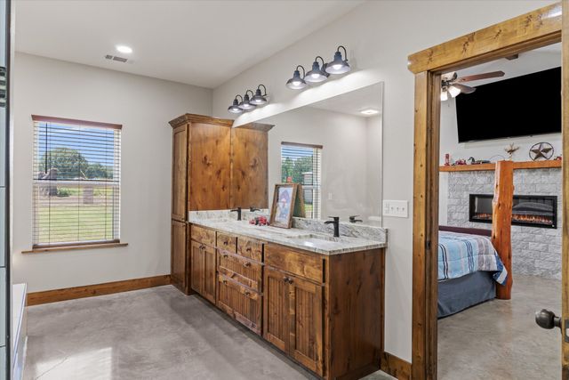182 VZ County Road 1228, Canton, TX 75103