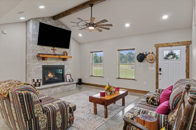 182 VZ County Road 1228, Canton, TX 75103