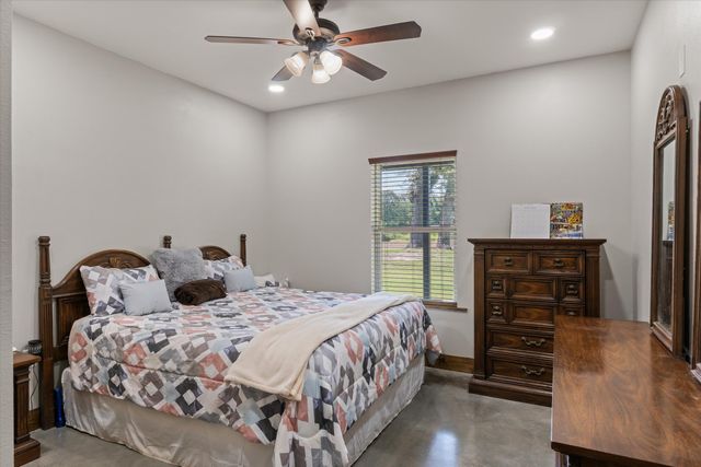 182 VZ County Road 1228, Canton, TX 75103