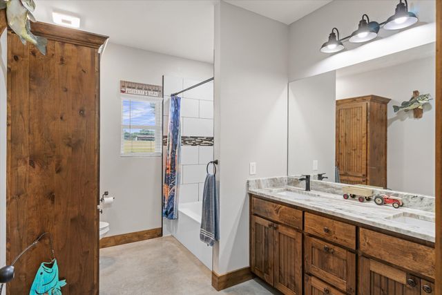 182 VZ County Road 1228, Canton, TX 75103