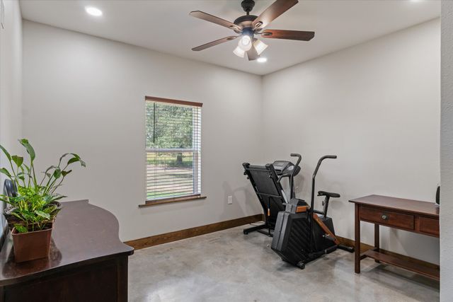 182 VZ County Road 1228, Canton, TX 75103