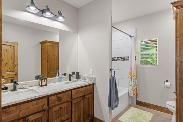 182 VZ County Road 1228, Canton, TX 75103
