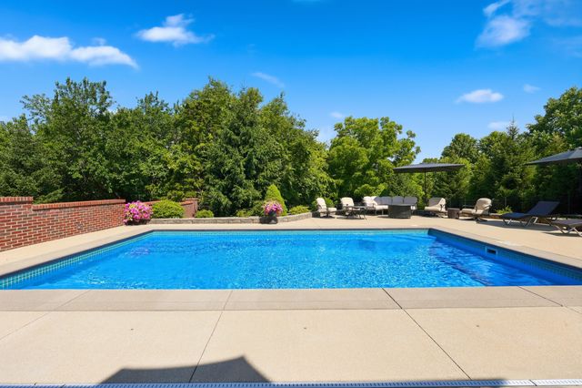 1205 Stoneridge Road, Lawrenceburg, KY 40342