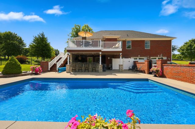 1205 Stoneridge Road, Lawrenceburg, KY 40342