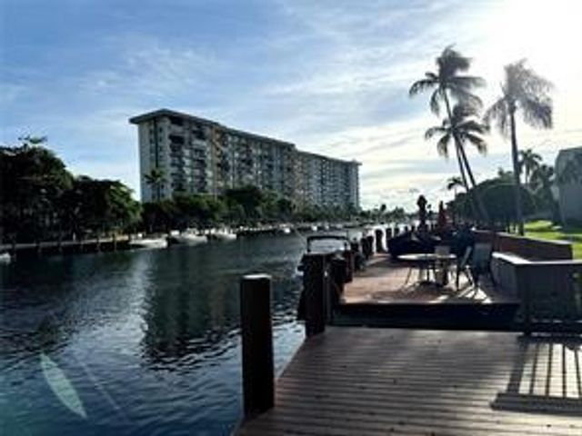 777 S Federal Highway Rph11, Pompano Beach, FL 33062