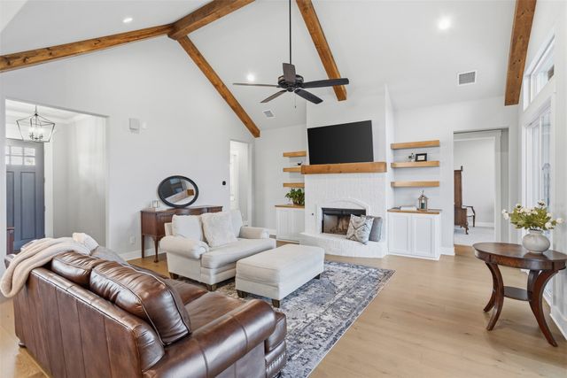 520 Fox Hill Court, Waxahachie, TX 75167