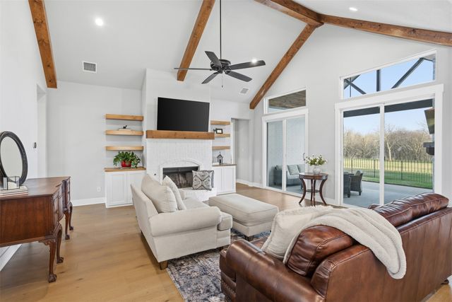 520 Fox Hill Court, Waxahachie, TX 75167