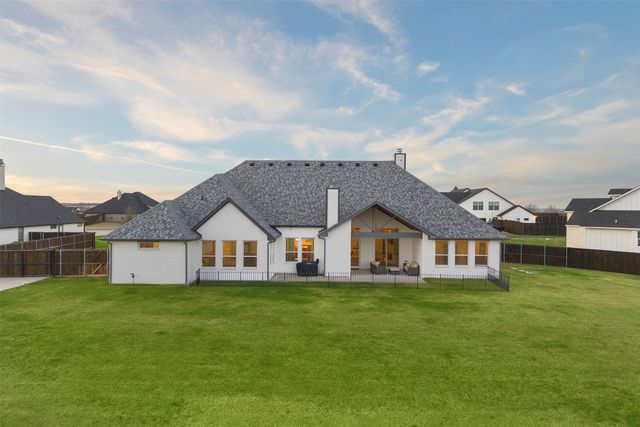 520 Fox Hill Court, Waxahachie, TX 75167