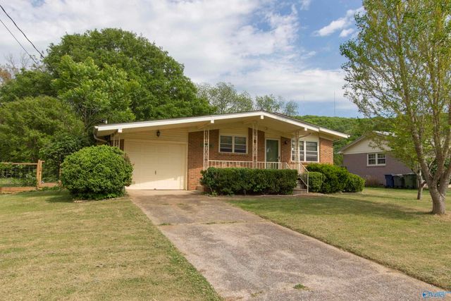 2004 Rodgers Drive NE, Huntsville, AL 35810