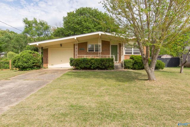 2004 Rodgers Drive NE, Huntsville, AL 35810