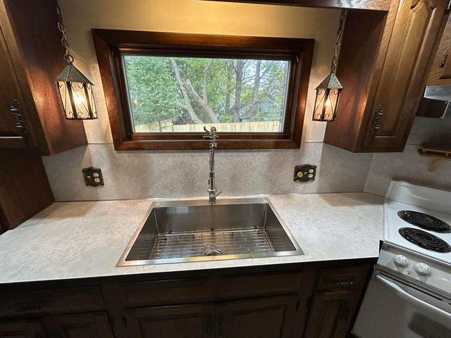 117 N Weaver Avenue, Fremont, MI 49412