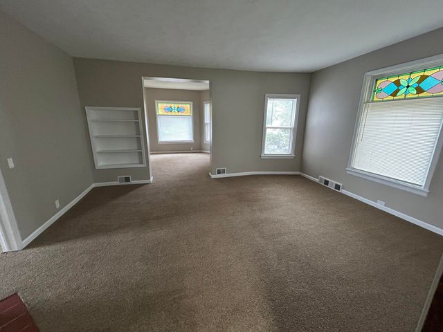 117 N Weaver Avenue, Fremont, MI 49412