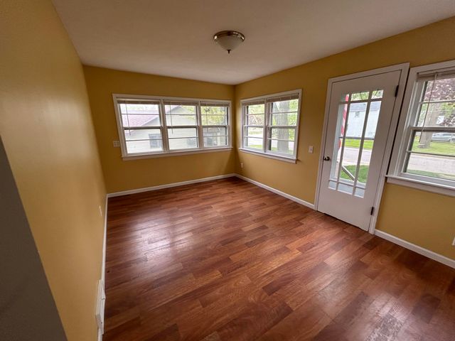 117 N Weaver Avenue, Fremont, MI 49412