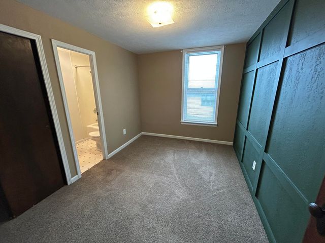 117 N Weaver Avenue, Fremont, MI 49412