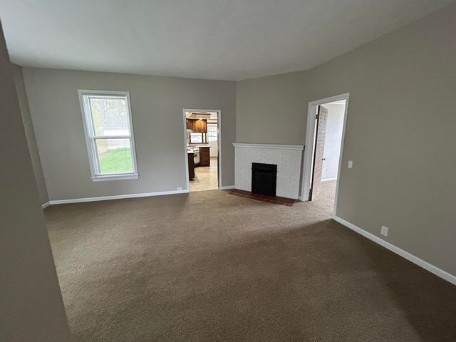 117 N Weaver Avenue, Fremont, MI 49412