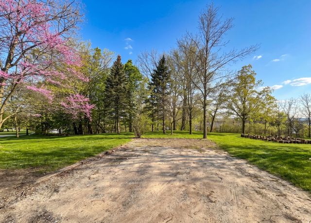 117 N Weaver Avenue, Fremont, MI 49412