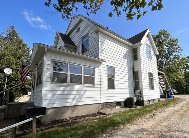 117 N Weaver Avenue, Fremont, MI 49412