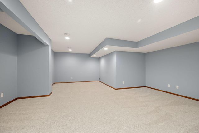 11301 69th Street NE, Albertville, MN 55301