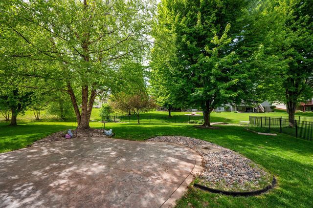 11301 69th Street NE, Albertville, MN 55301