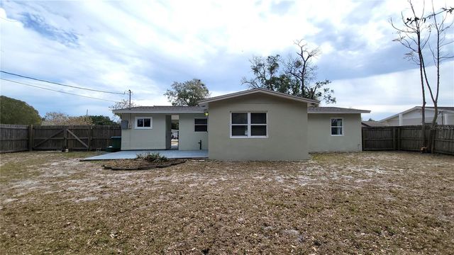 1214 PILGRIM AVENUE, Deltona, FL 32725