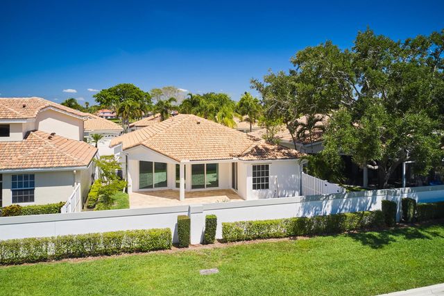 8186 Quail Meadow Way, West Palm Beach, FL 33412