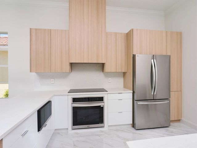 8186 Quail Meadow Way, West Palm Beach, FL 33412