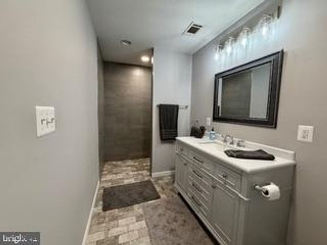 7326 STUART CIR, Warrenton, VA 20187