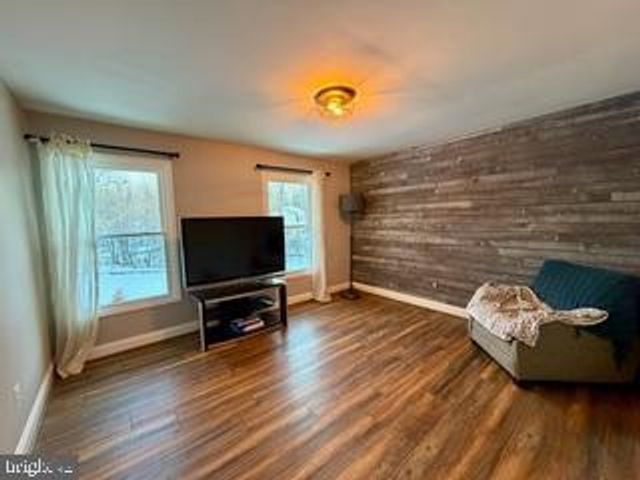 7326 STUART CIR, Warrenton, VA 20187