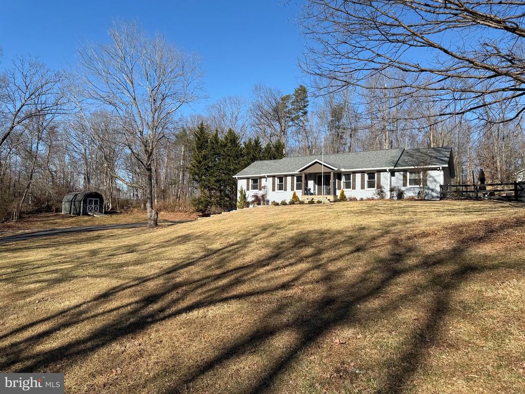 7326 STUART CIR, Warrenton, VA 20187