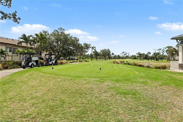 5950 Trailwinds DR 222, Fort Myers, FL 33907
