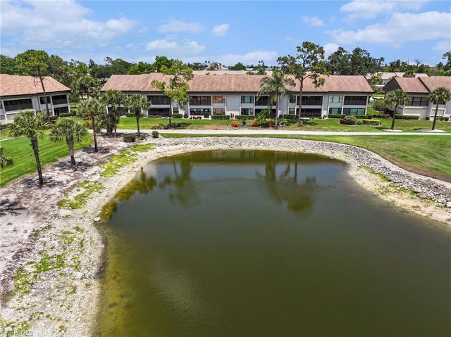 5950 Trailwinds DR 222, Fort Myers, FL 33907
