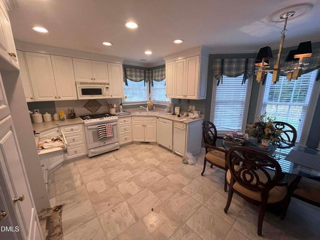 590 Hobson Road, Dunn, NC 28334