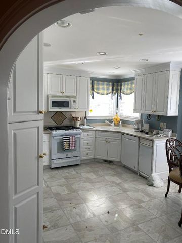 590 Hobson Road, Dunn, NC 28334