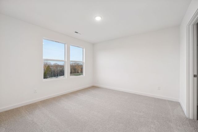 8216 Netterfield Drive, White House, TN 37188
