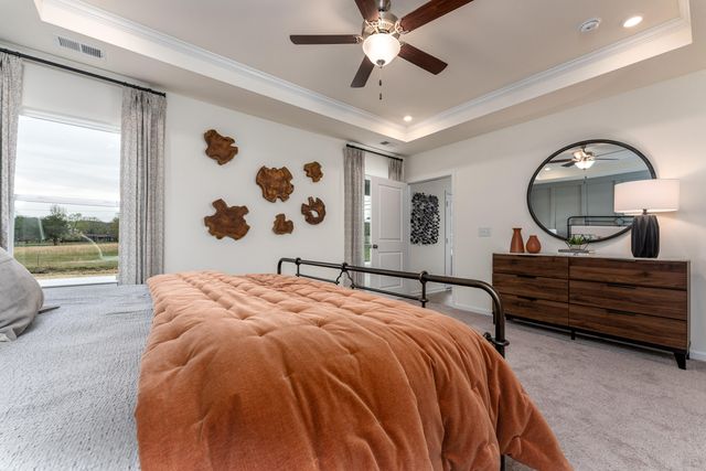 8211 Harbour Chase Loop, Ooltewah, TN 37363