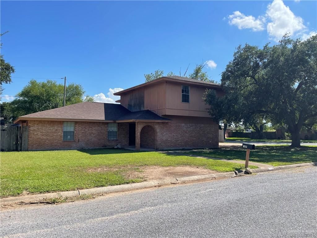 107 W 20th Street, Weslaco, TX 78596