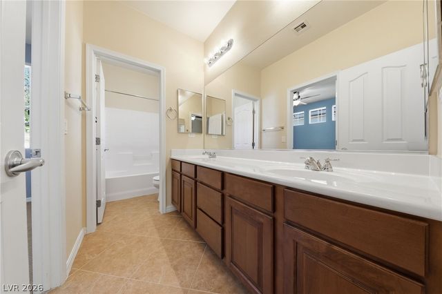 11213 Robin Park Avenue, Las Vegas, NV 89138