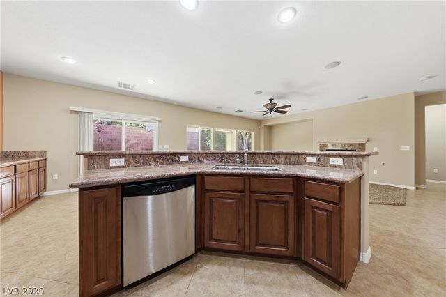 11213 Robin Park Avenue, Las Vegas, NV 89138