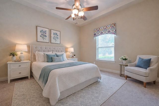 2711 King Point View Lane, Spring, TX 77388