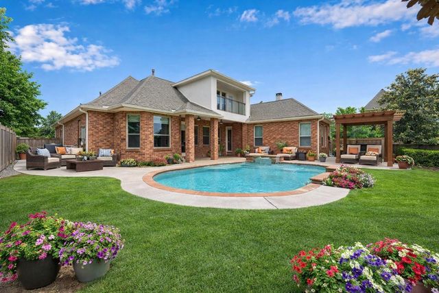 2711 King Point View Lane, Spring, TX 77388