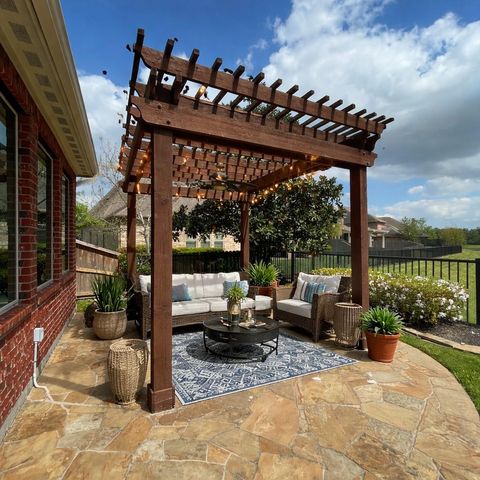 2711 King Point View Lane, Spring, TX 77388